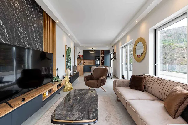 Zum Verkauf steht eine großzügige und luxuriös eingerichtete Drei-Zimmer-Wohnung im Sunny Side Komplex — photo 5
